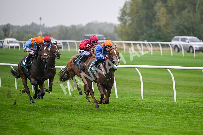 181025-Race 1-Bollin Neil-0142 - Race 1