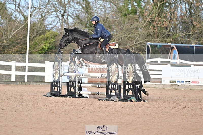 251126-093159-00038 - Cls 0 + 1, Clear Round, British Novice and 90cm