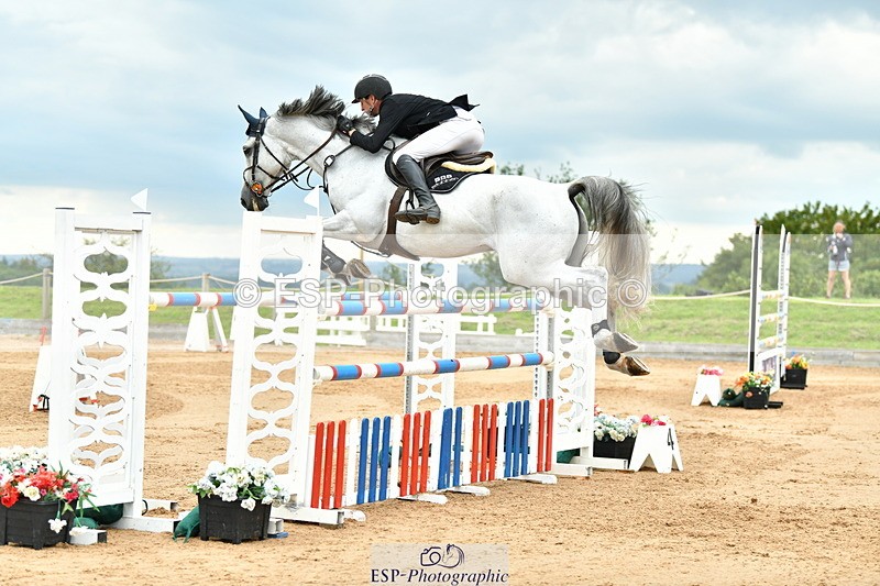 230720A-154841-04044 - Cls 9, 2 Star Big 1.40m Start to break