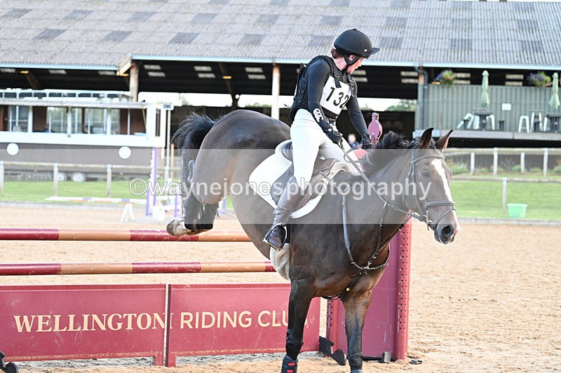 WJ7_6828 - Time 17:12 to 17:30