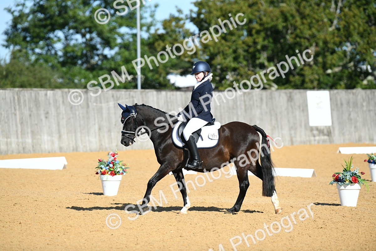 SBM_16336_D4 - Small Tour Championship - Intro B - Emma G.