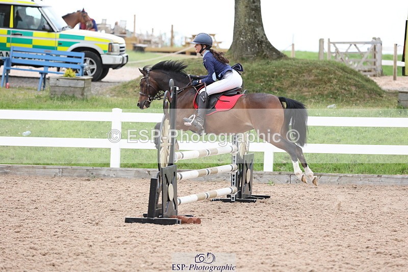 240630A-182839-16415 - Cls 28 Stepping Stones 128cm + 138cm