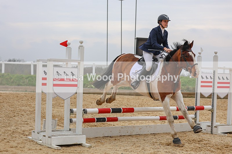 3E7A8243 - Class 11: Junior 70cm