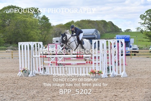 BPP_5202 - CLASS 19 SAT Senior Newcomers/ 1.10m Open