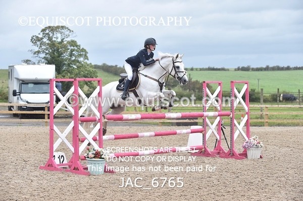 JAC_6765 - CLASS 17 SUN Pony Newcomers/ 1m Open