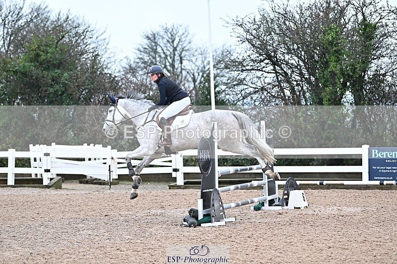 241127-094752-00078 - Cls 01A&B Brit Nov & 90cm Open