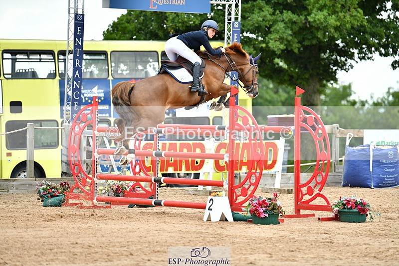 230720A-155000-04052 - Cls 9, 2 Star Big 1.40m Start to break