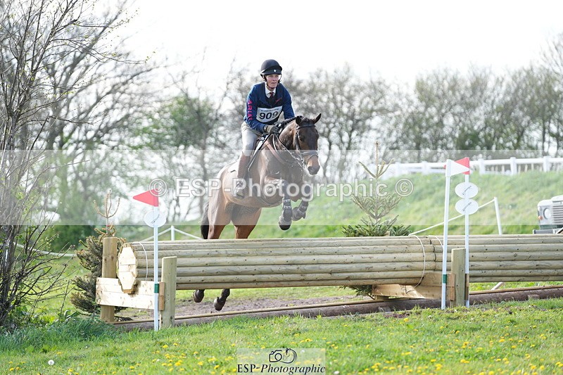 250419-175814-14416 - 909-William.Fox-Pitt-GRANSTOWN.STAR.LOVE