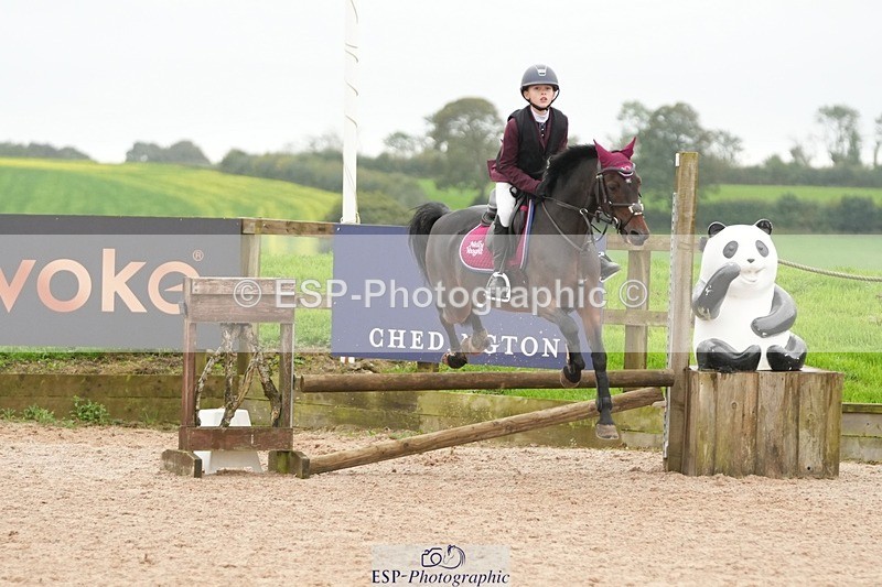 250920-154825-01501 - Cls 21 Pony Intro 80cm Derby