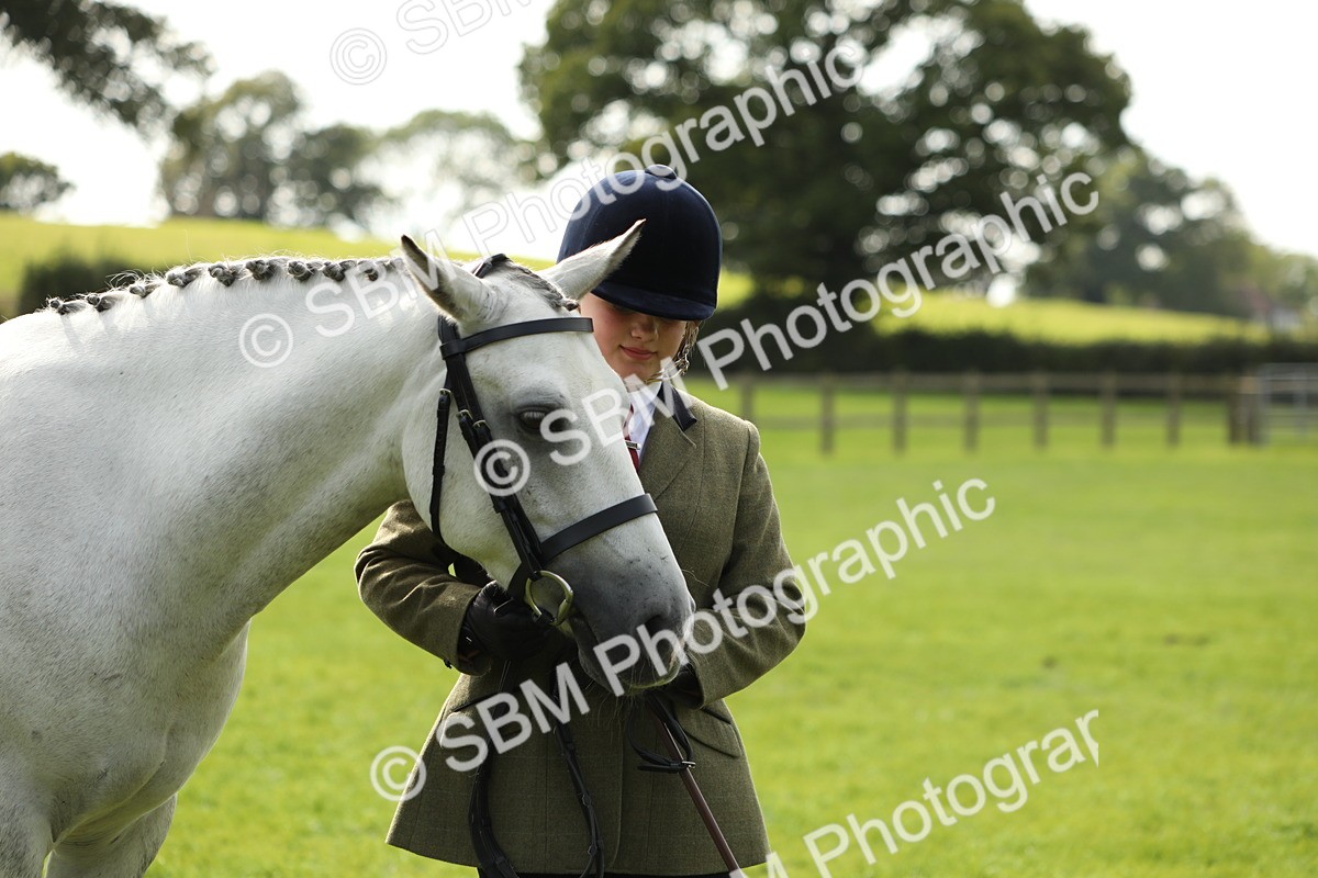 SBM_68551 - S40 - Junior Handler 9-12 Years