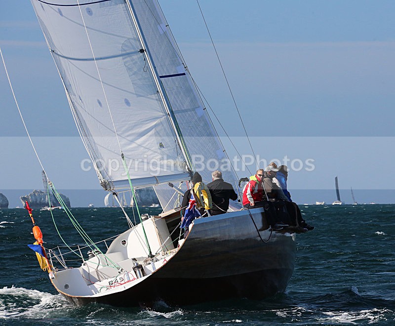 150627 B 45 WT7A4190_P - ROUND THE ISLAND RACE - SATURDAY 27th JUNE 2015
