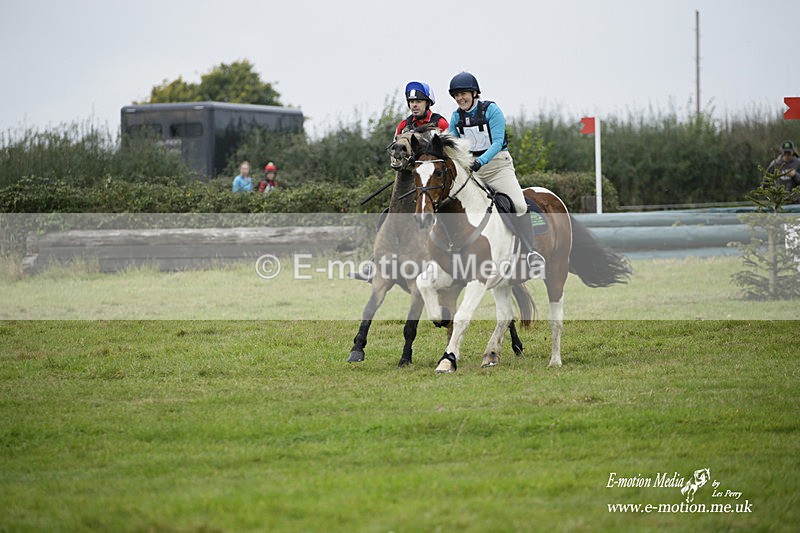 WWHT 171021 1937 - Novice Pairs (0.80m)  17/10/21