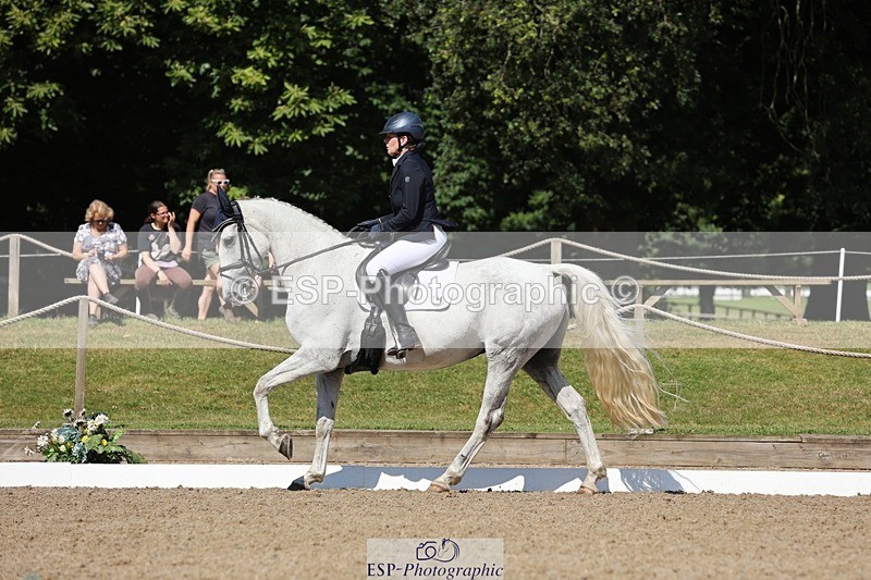 240719-103249-00732 - 198-Louisa_Jenkins-Rosnastraw_Silver_Lady