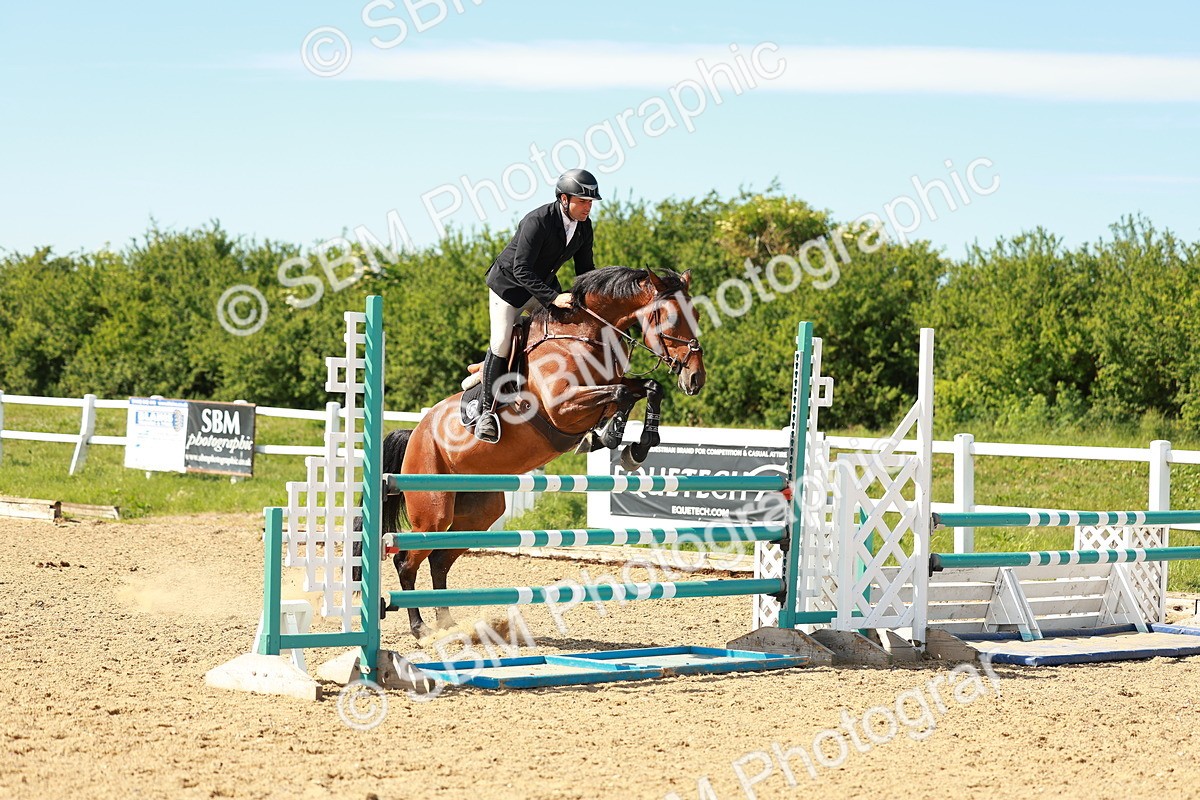 SBM_002754 - Class 4 - Senior Newcomers - 1.10m