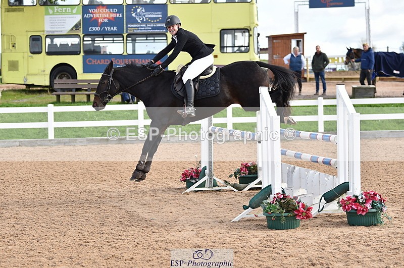 231015A-133412-08348 - Cls 25 95cm Amateur Q 2nd R