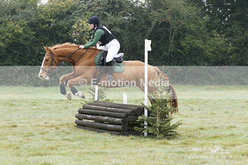 WWHT 171021 0381 - Novice Restricted (0.80m)  17/10/21