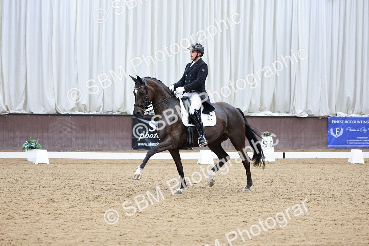 SBM_016629 - Class 5 - FEI INT II - 17.24-18.20