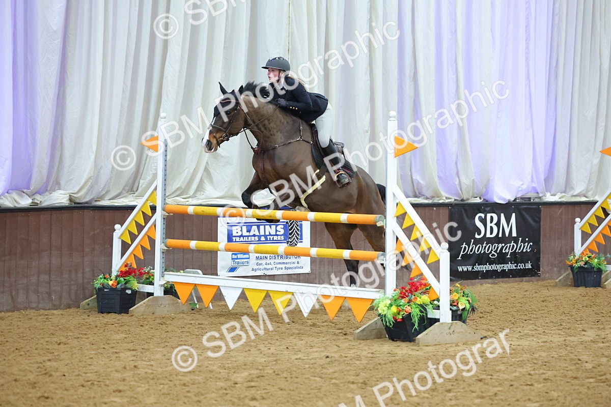 SBM_010616 - Class 23 - Senior Newcomers/ 1.10m Open - First Round (1.10m)