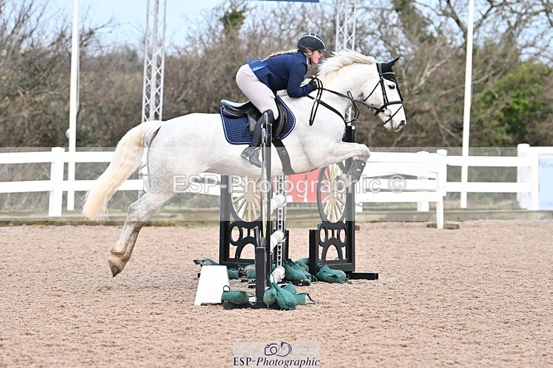 250112-091923-00640 - Cls 15 British Novice and 90cm Open