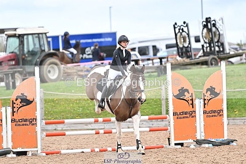 250414-105737-00325 - 80cm Round 1