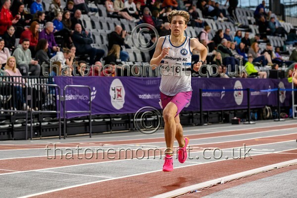 AgeInd25SAT-910738 - Track Male