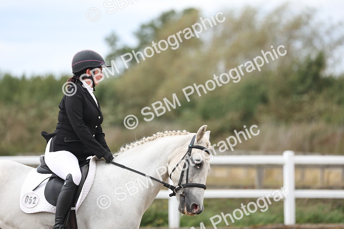 SBM_003729 - Class 8 - Novice 3 Champs