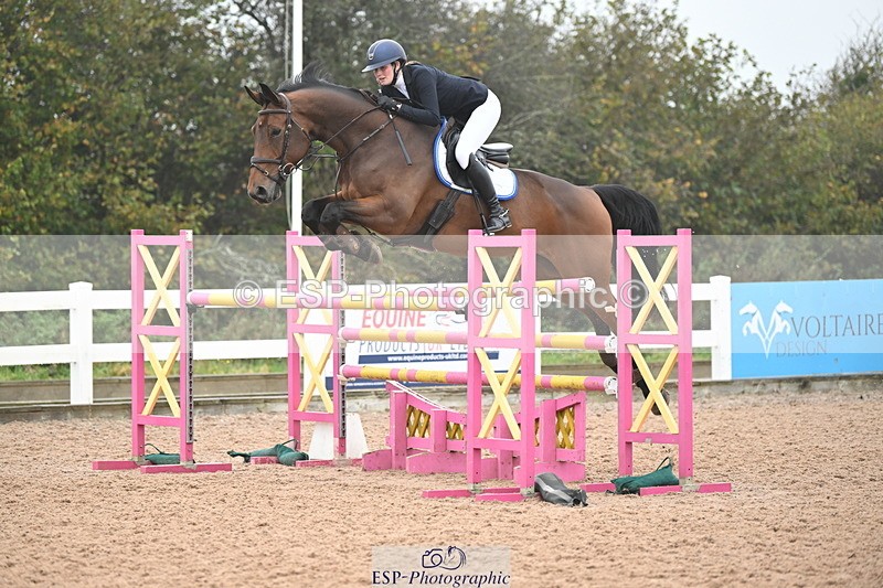 241102A-124014-04611 - SAT Cls 15 Foxhunter and 1.20m Open