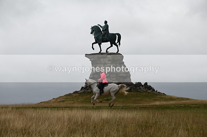 DSC_0122 - Time at Statue 09:51 to 10:54