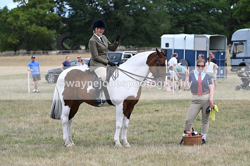 WJ7_4596 - Class 12 Ridden Cob