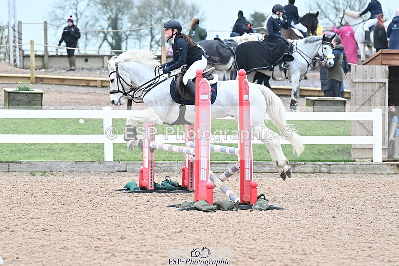 240128A-110908-00442 - Cls 3 Pony Discovery and 90cm Open