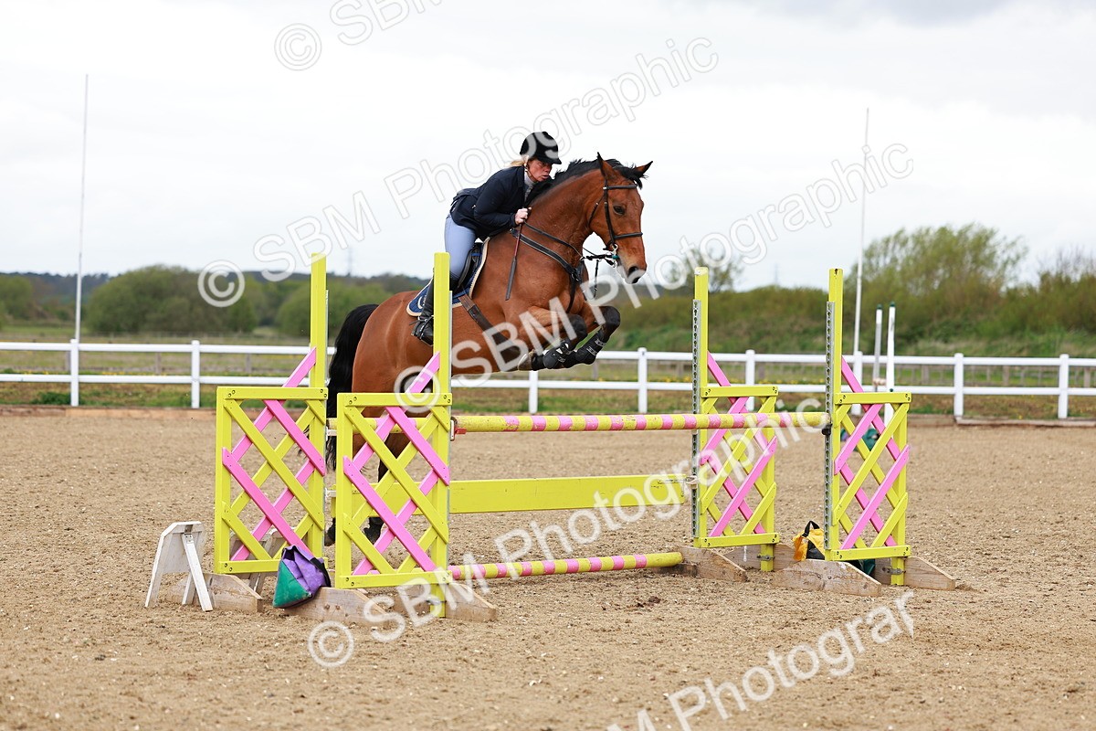 SBM_002347 - Class 10 - Senior Newcomers - 1.10m