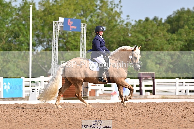 240817A-094722-06725 - 102-Chloe.Walton-Haytors.Lord.of.the.Dance