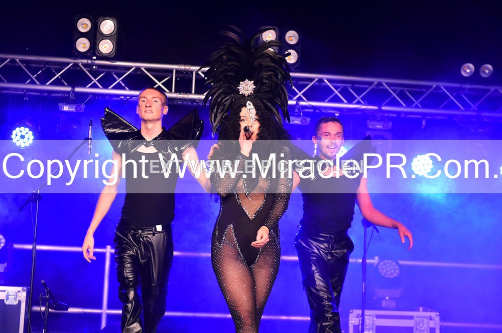 SH4_6951 - The Cher Experience