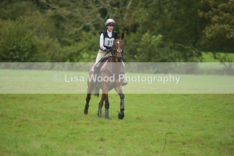 RAY_0135 - Class 3: 70cm Pairs: Corner