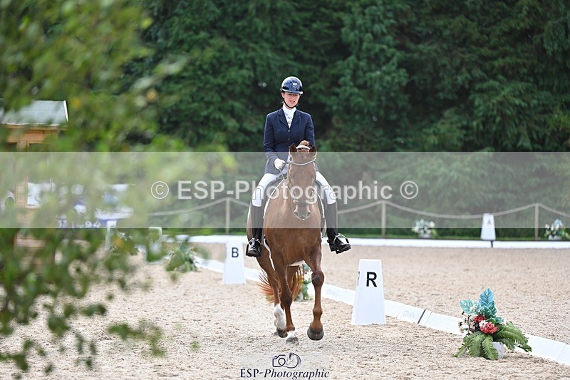 240809-134549-01648 - 132-Jennifer.Charleston-Roulette.Magic