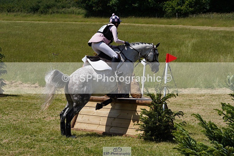 240629X-122920-1997 - 017-Jessica_Long-LADY_GREY