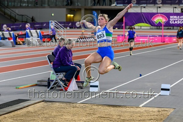 SeniorInd25-918378 - Field Female