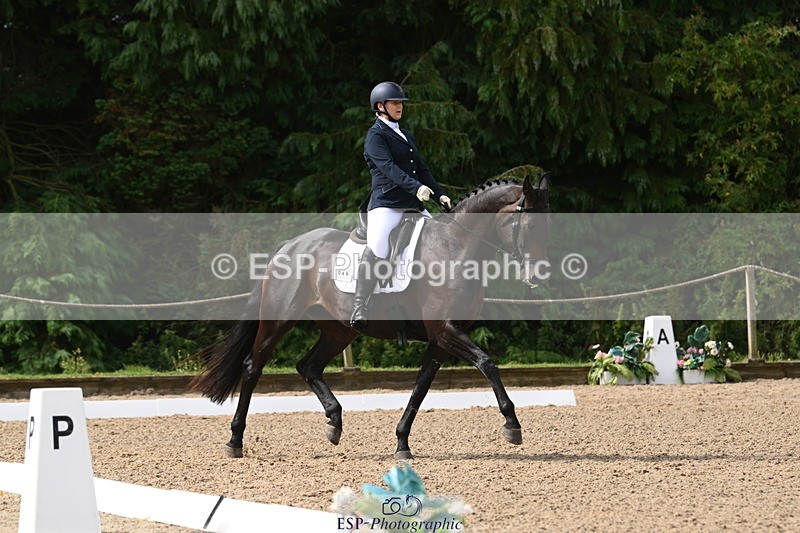 250719A-101114-03271 - 049-Veronica.Roberts-For.J'Adore