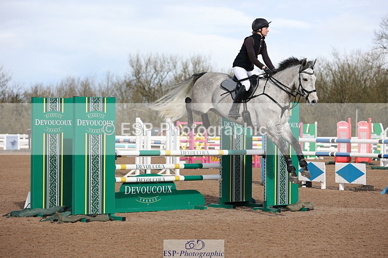 240223A-112148-00814 - Cls 4 Snr 1.05m Open