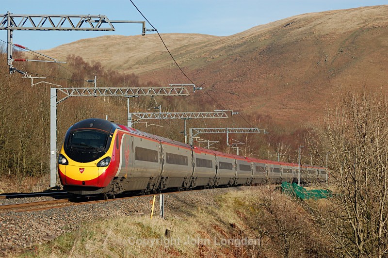 JL - 25.3.16 390127 1M07 0630 Glasgow - Euston, Nr Low Borrowbridge - West Coast Main Line (north to south)