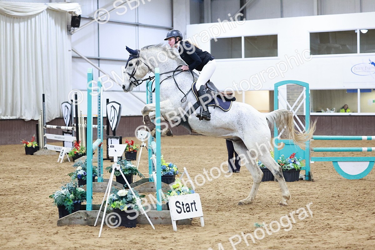 SBM_007683 - Class 24 - Nupafeed Supplements Senior Discovery/ 1m Open