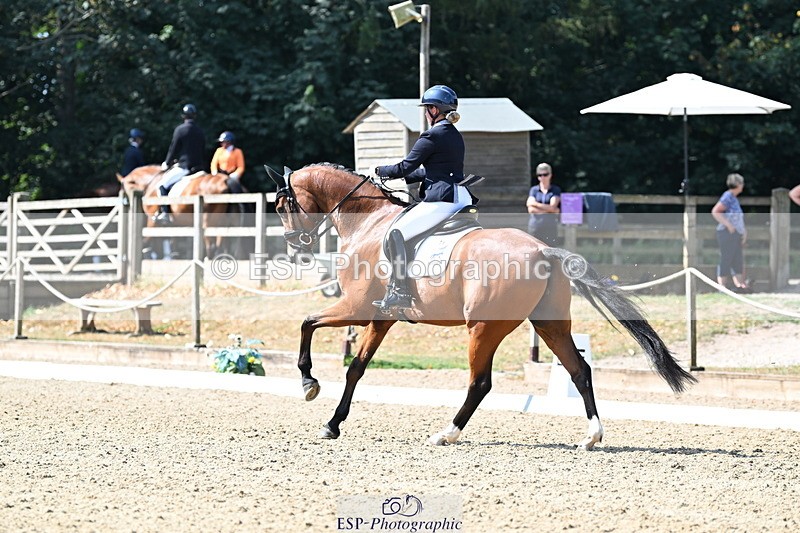 250810A-110952-05758 - 071-Abbie.NewburySeagry.Viceroy