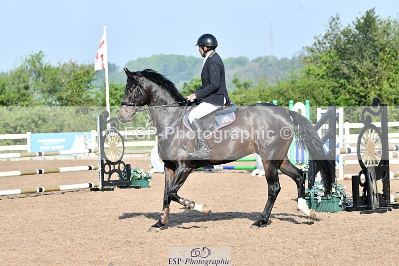 240512A-084146-16939 - Cls 39 British Novice and 90cm Open