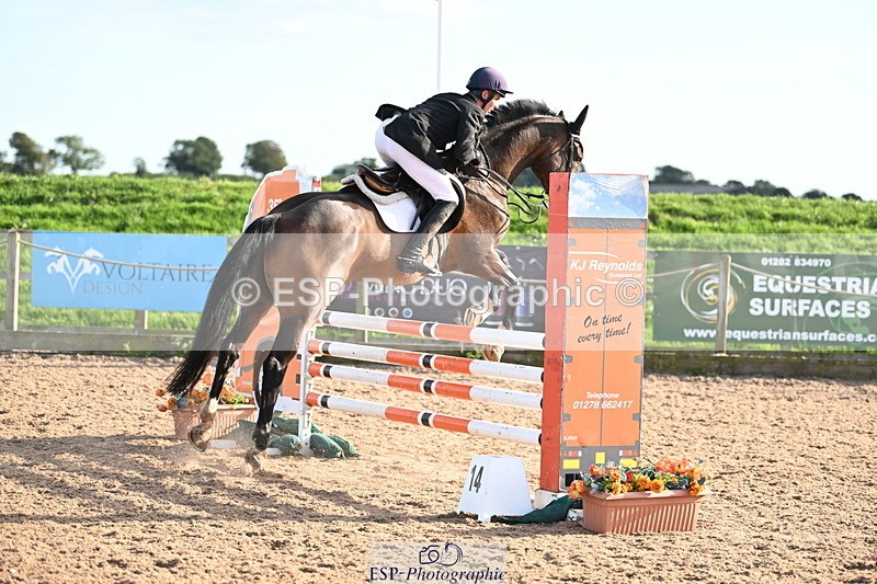 240913A-170842-05295 - Cls 19 Snr 1m Open Speed Derby