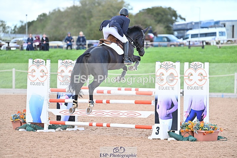 231014A-111430-04330 - Cls 18 Newcomers & 1.10m Open