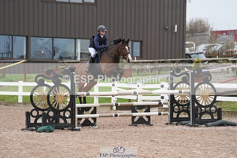 251109-104454-03455 - Cls 19 Snr 1.05m Open