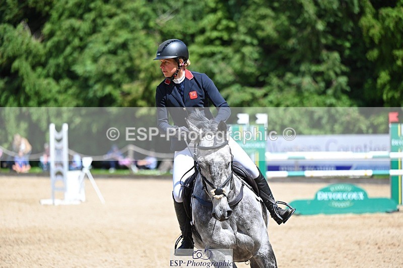 240525-132755-15383 - 529-SBH_BIG_WALL-Izzy_Taylor