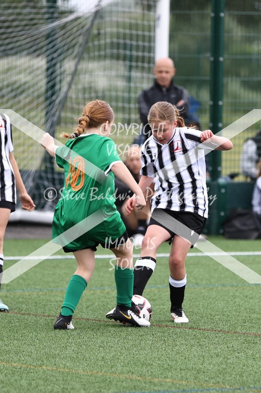 1DX31527 - Sat 6th U12 Girls
