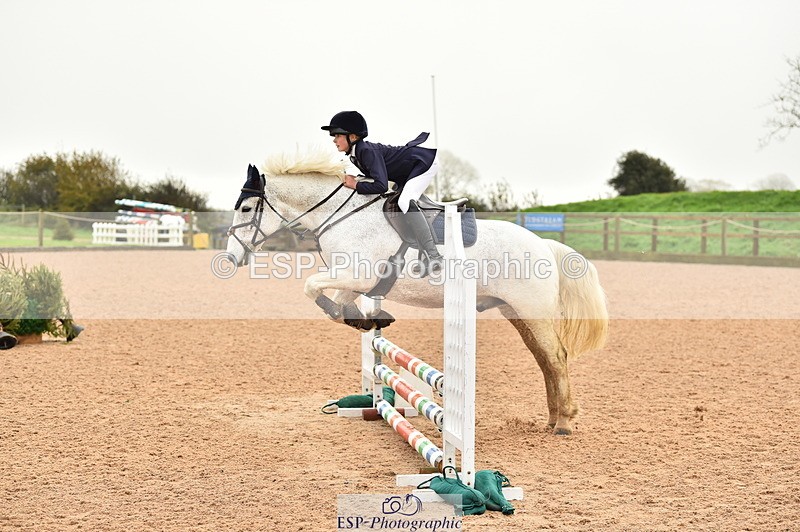 231118A-101120-00984 - Cls 18+19 Club and Schools 70cm