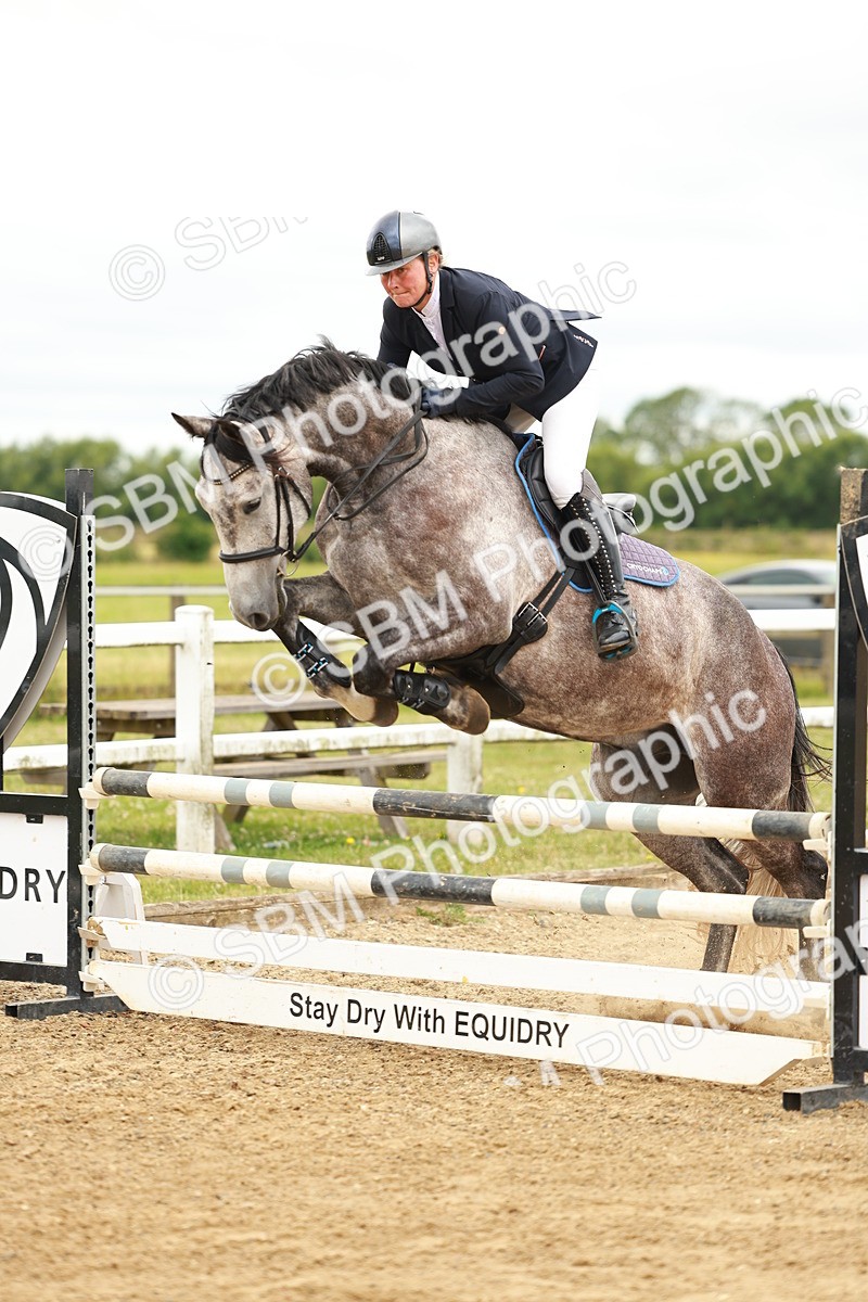 SBM_001654 - Class 9 - Senior British Novice - 90cm